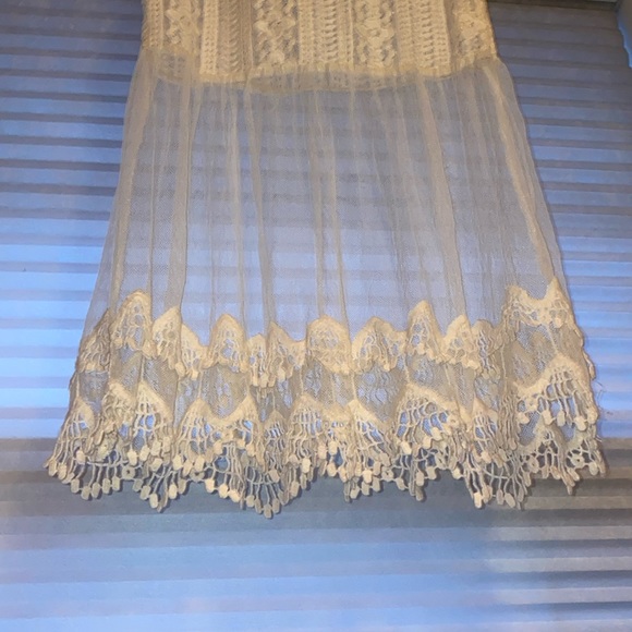 Lace sheer bohemian tank top - Picture 2 of 4